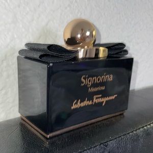 Womens perfume